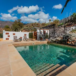 Casas De La Rueda - La Casita Santa Lucia
